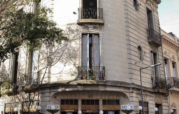 El corazón de San Telmo late al compás de la noche de Bar Sur