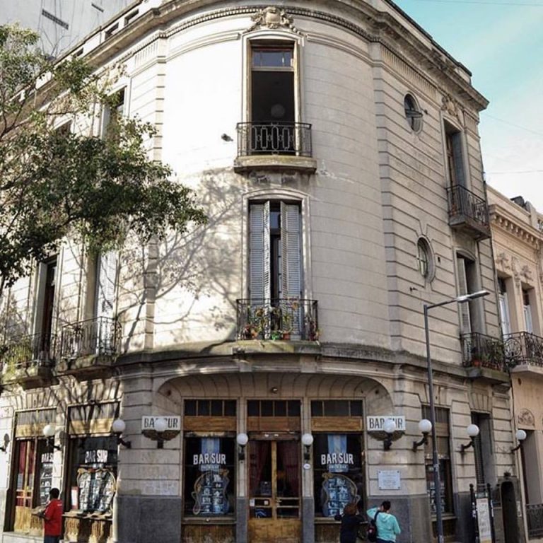 Bar Sur
