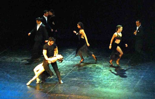Hernán Piquín y Cecilia Figaredo deslumbraron con “Pasión Tango”