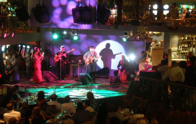 Los Bandoleiros y la música flamenca al estilo de los Gipsy Kings