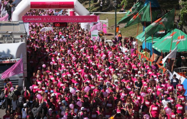 Avon y la VII Caminata por la lucha contra el Cáncer de Mama