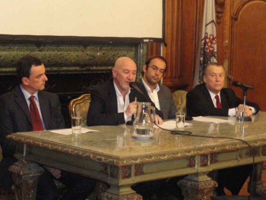 Ministro consejero don Pedro José Sáenz Serrano, diputado Oscar Moscariello, Santiago González, Don Juan Manuel Padorno