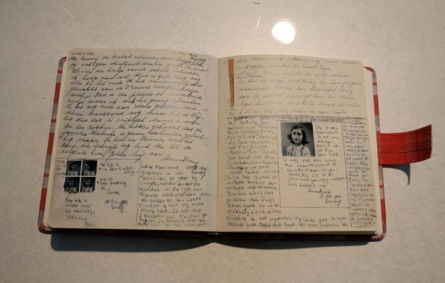 “Ana Frank, una historia vigente” se expone en la Casa de la Cultura