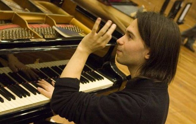 El pianista Horacio Lavandera y la Camerata Bariloche actuarán en el Auditorio de Belgrano