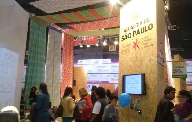 En la 40ª Edición de la Feria del Libro se destacó el Mundial de Fútbol en Brasil