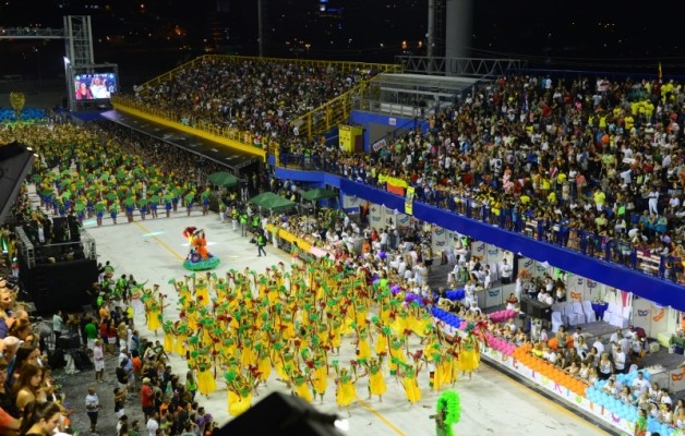 El Carnaval de Florianópolis es una expresión de la cultura de Brasil