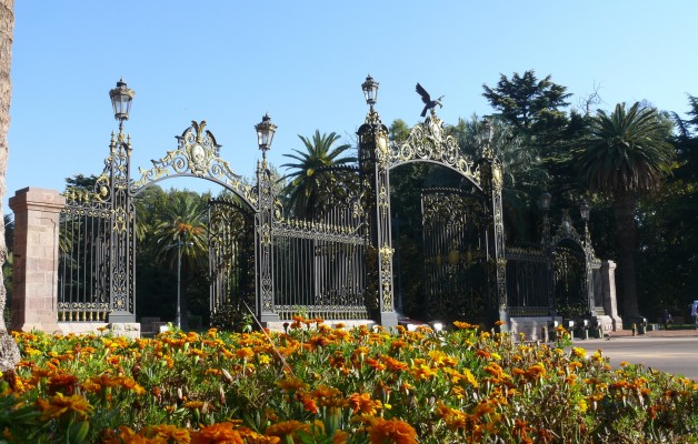 Casa de Mendoza en BS. As.  celebrará sus 80 años con la presencia de “QUINO”