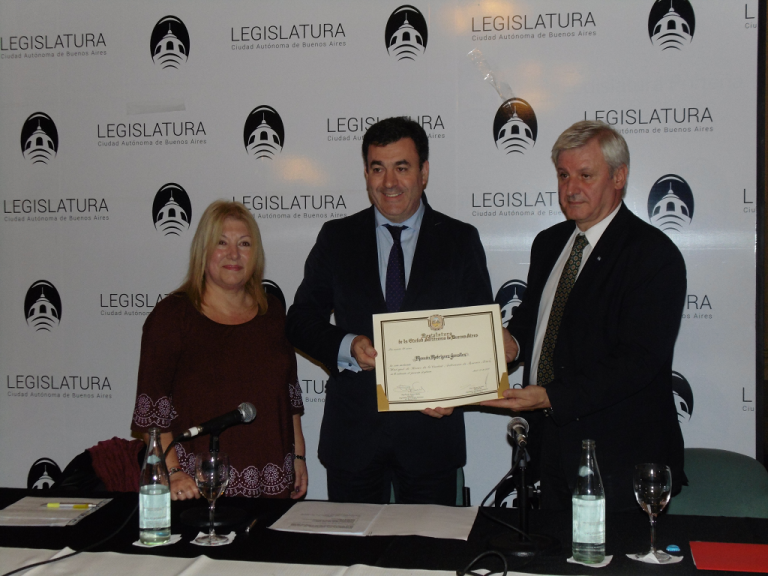 Román Rodríguez González, fue declarado “Huésped de Honor” por La Legislatura Porteña