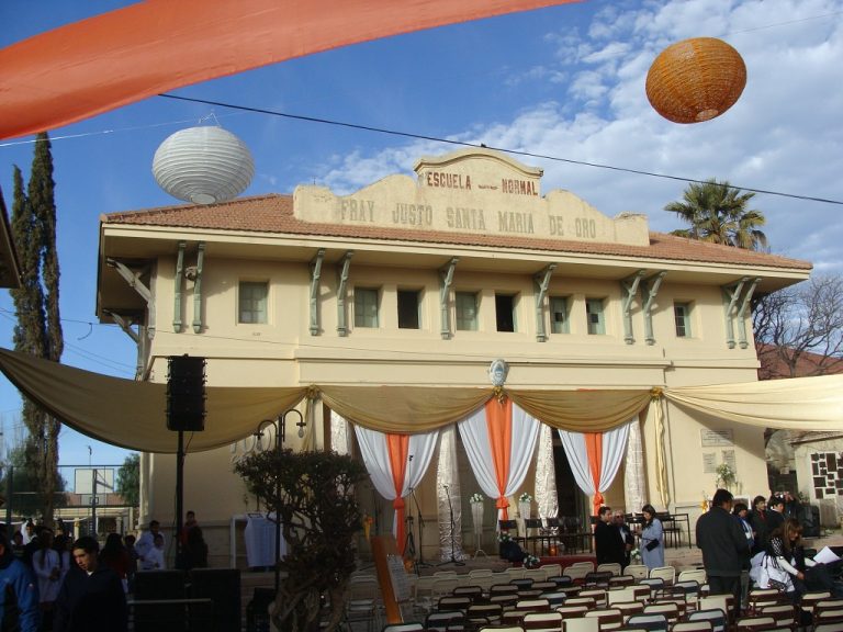 La Escuela Superior “Fray Justo Santa María de Oro”, la vigencia de una historia centenaria