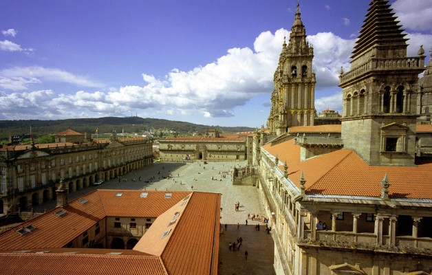 La Catedral de Santiago de Compostela simboliza el sentimiento fraternal de sus fieles