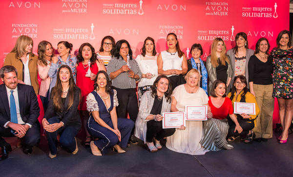 Fundación AVON convoca a Mujeres Solidarias y emprendedoras del país