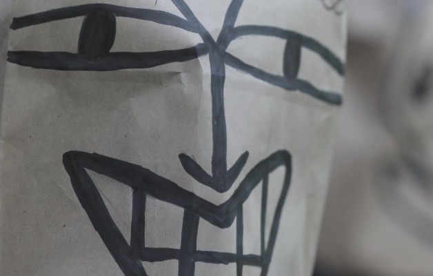 Contrastes… ¿qué máscaras se extirparon?, se presentó en la Casa de San Luis