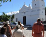 El destino Merlo ofrece una variante que el turista disfruta en los recorridos:  el circuito religioso.