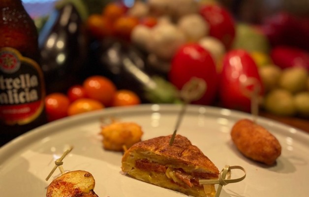 Tancat, el restaurante porteño celebra el “Día Mundial de la Tapa”, un bocado identitario de España