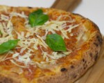 Núvola, la vera pizza napoletana, renueva su carta con productos de estación
